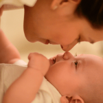 【0歳育児】授乳中赤ちゃんに乳首を噛まれた体験談。